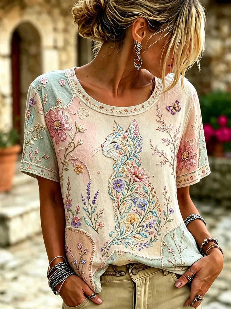 Women's Multi Gradient Embroidered Floral Cat Butterfly Round Neck Short Sleeve Tee